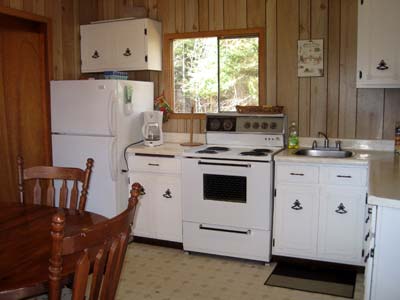 cabin1_kitchen